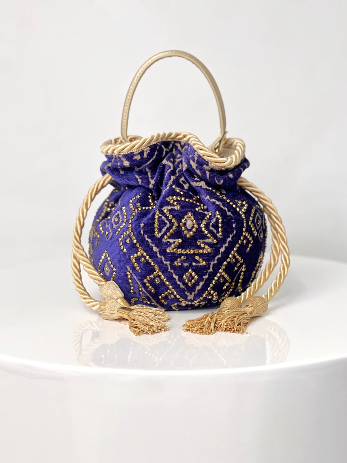 BOUCHER BUCKET BAG - MORADO