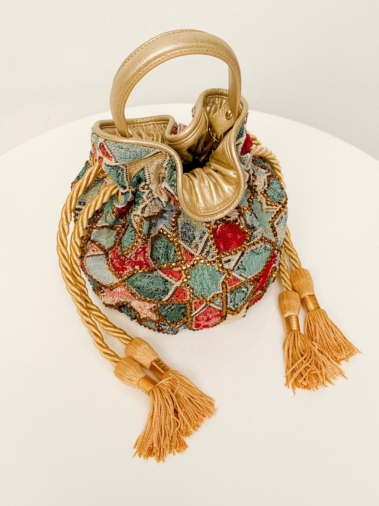 BOUCHER BUCKET BAG ZAIDIN