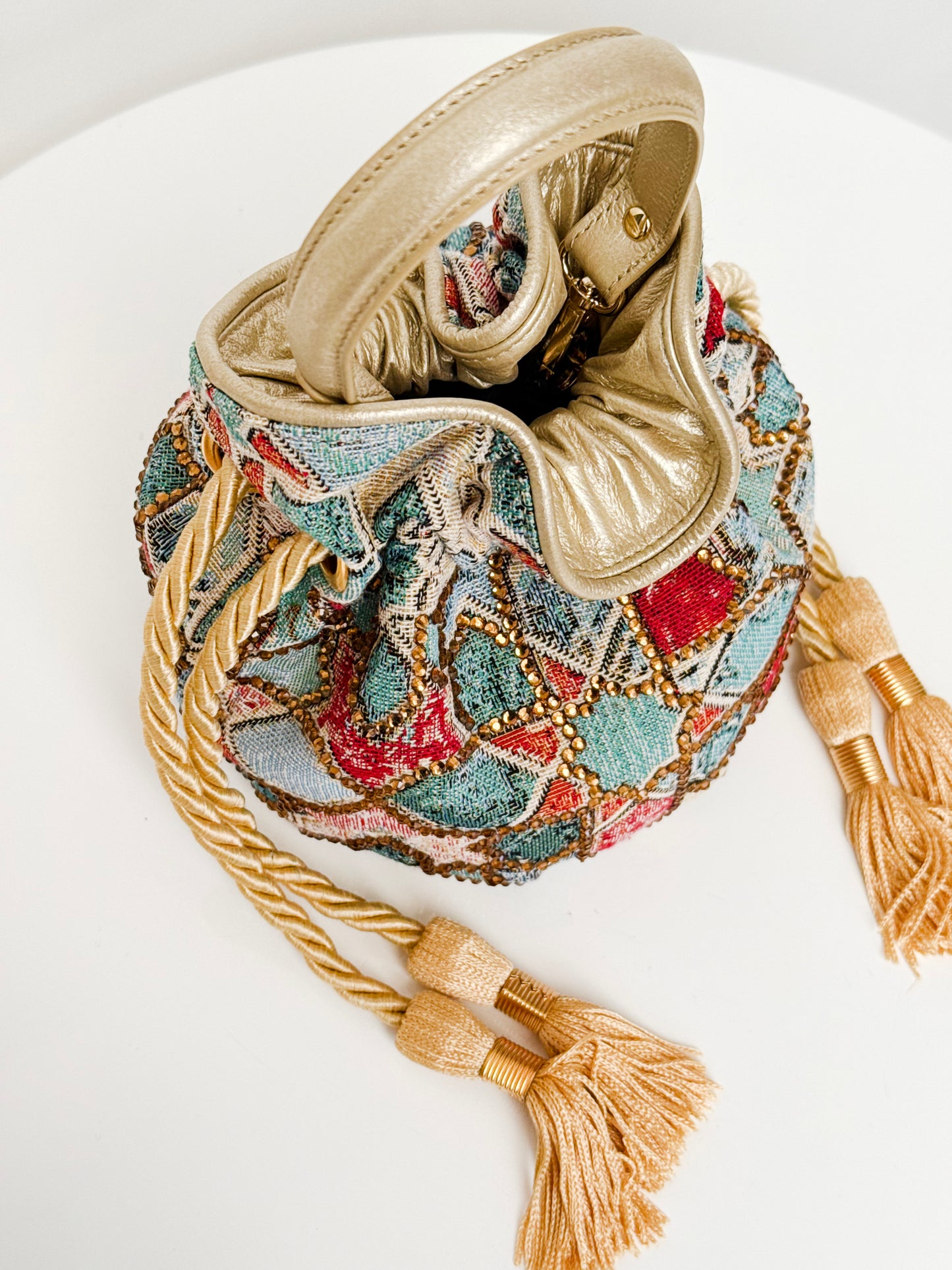 BOUCHER BUCKET BAG ZAIDIN