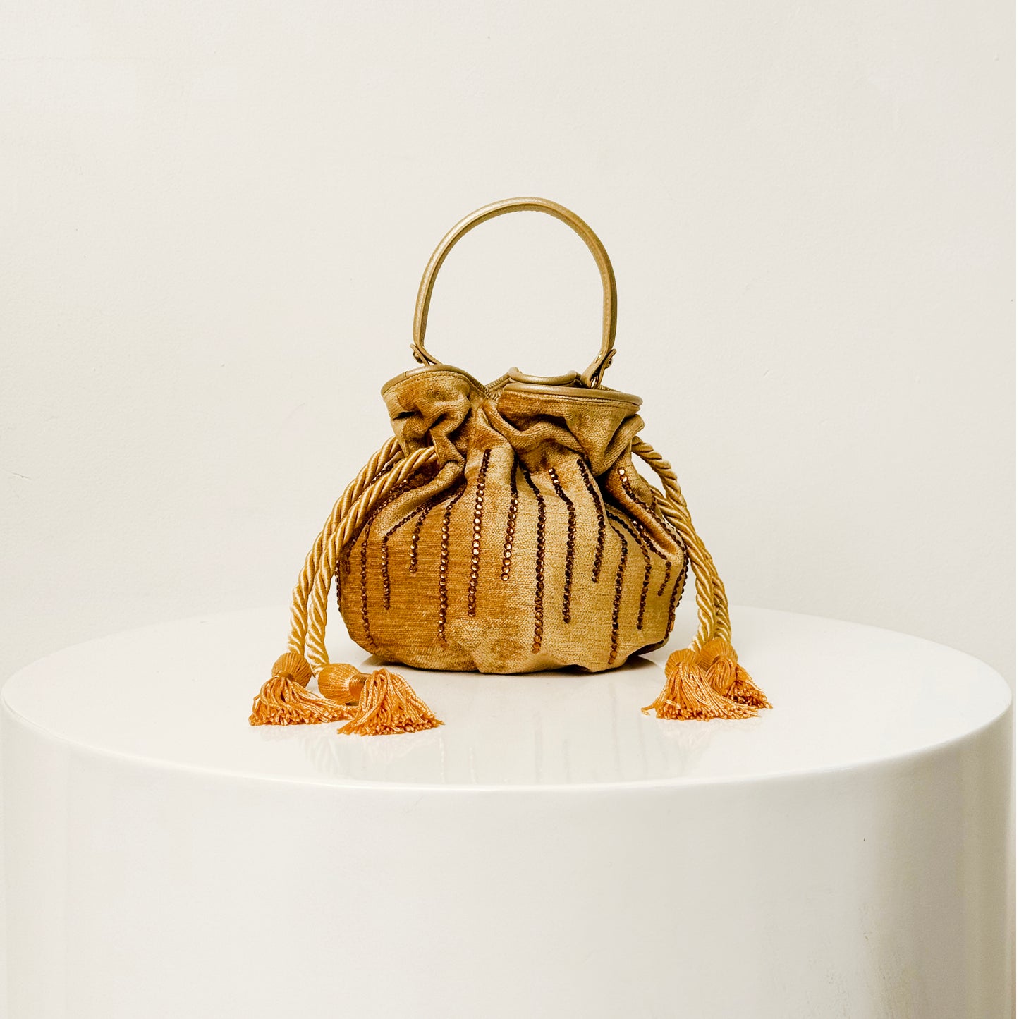 BOUCHER BUCKET BAG BARCELONA MOSTAZA