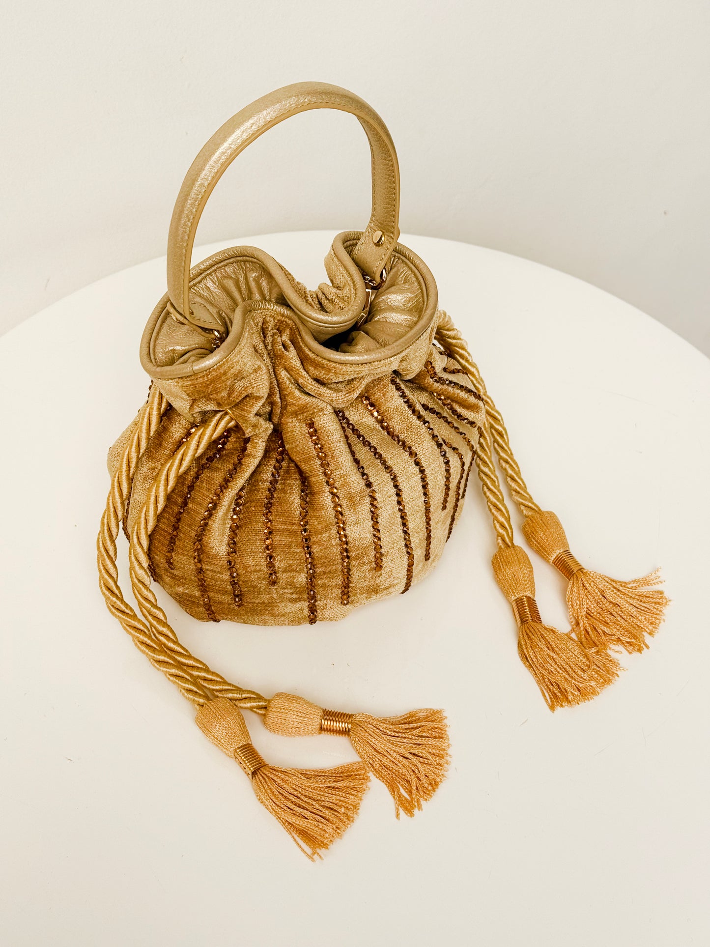 BOUCHER BUCKET BAG BARCELONA MOSTAZA