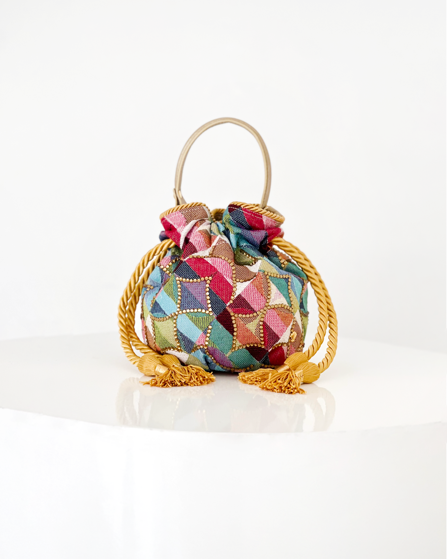 BOUCHER BUCKET BAG - ORGULLO