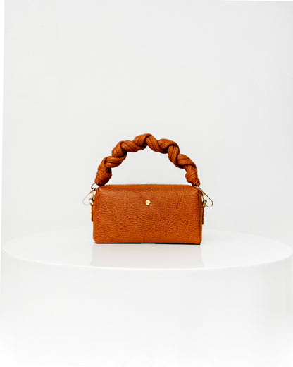 COSMO RÁVENA AVELLANA