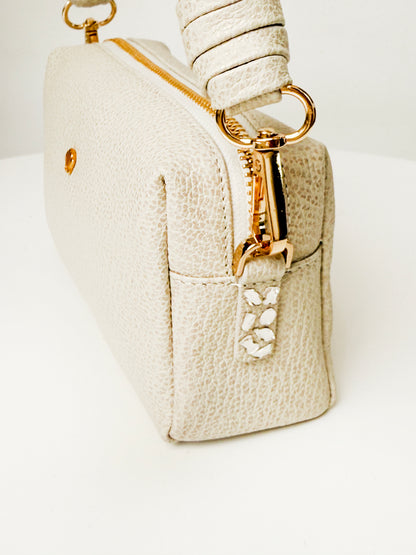 COSMO RÁVENA MARFIL