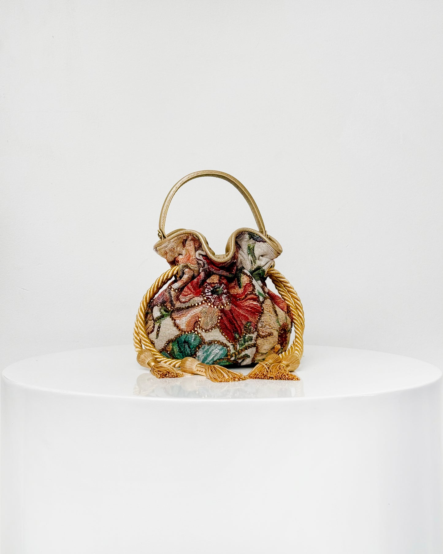 BOUCHER BUCKET BAG FLORES AMARILLAS