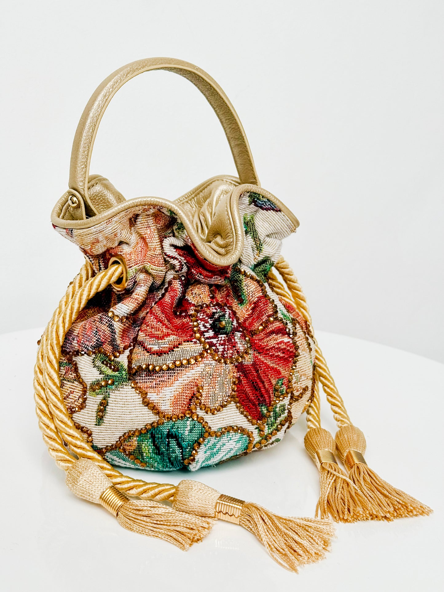 BOUCHER BUCKET BAG FLORES AMARILLAS