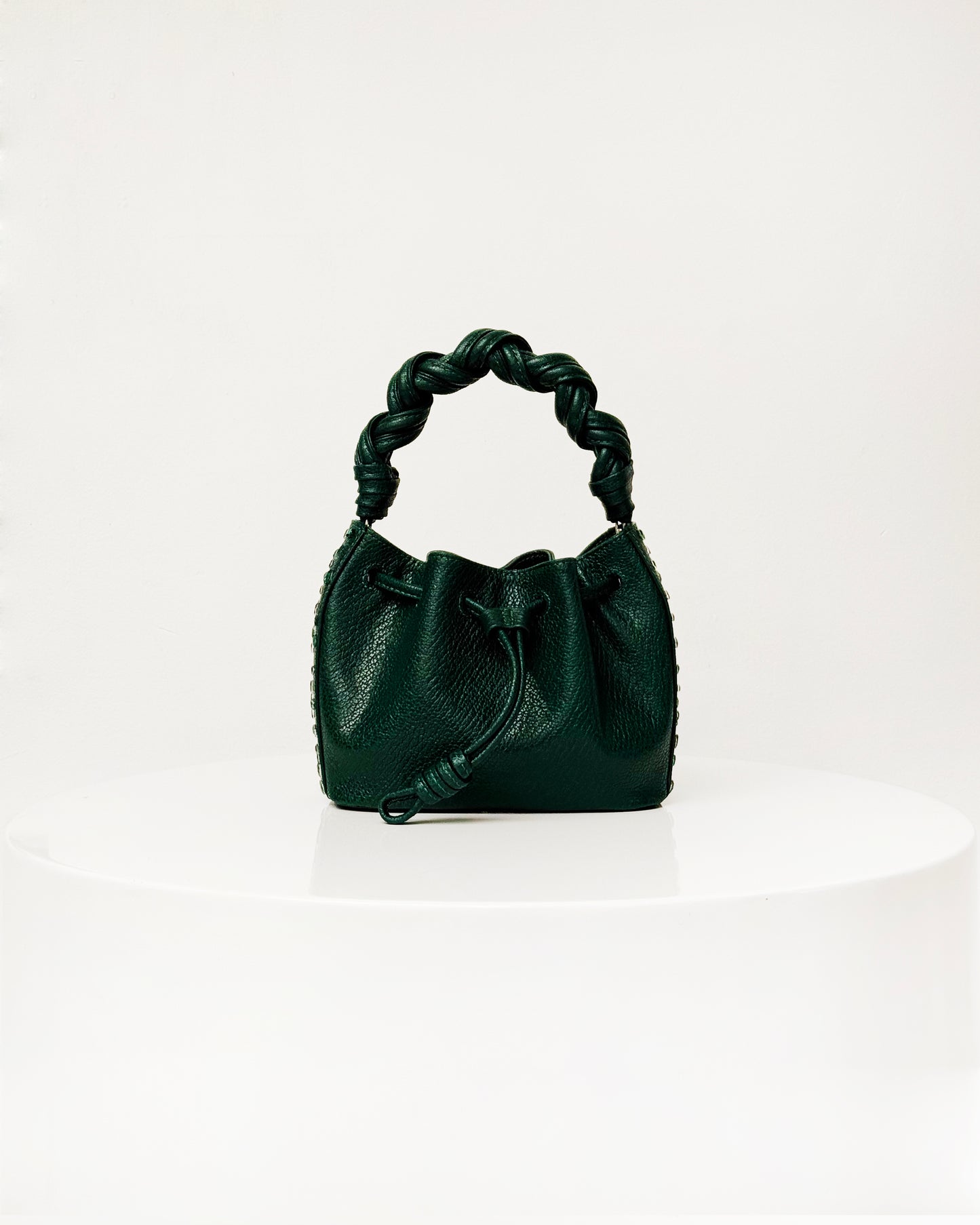 BUCKET IRIS RÁVENA VERDE