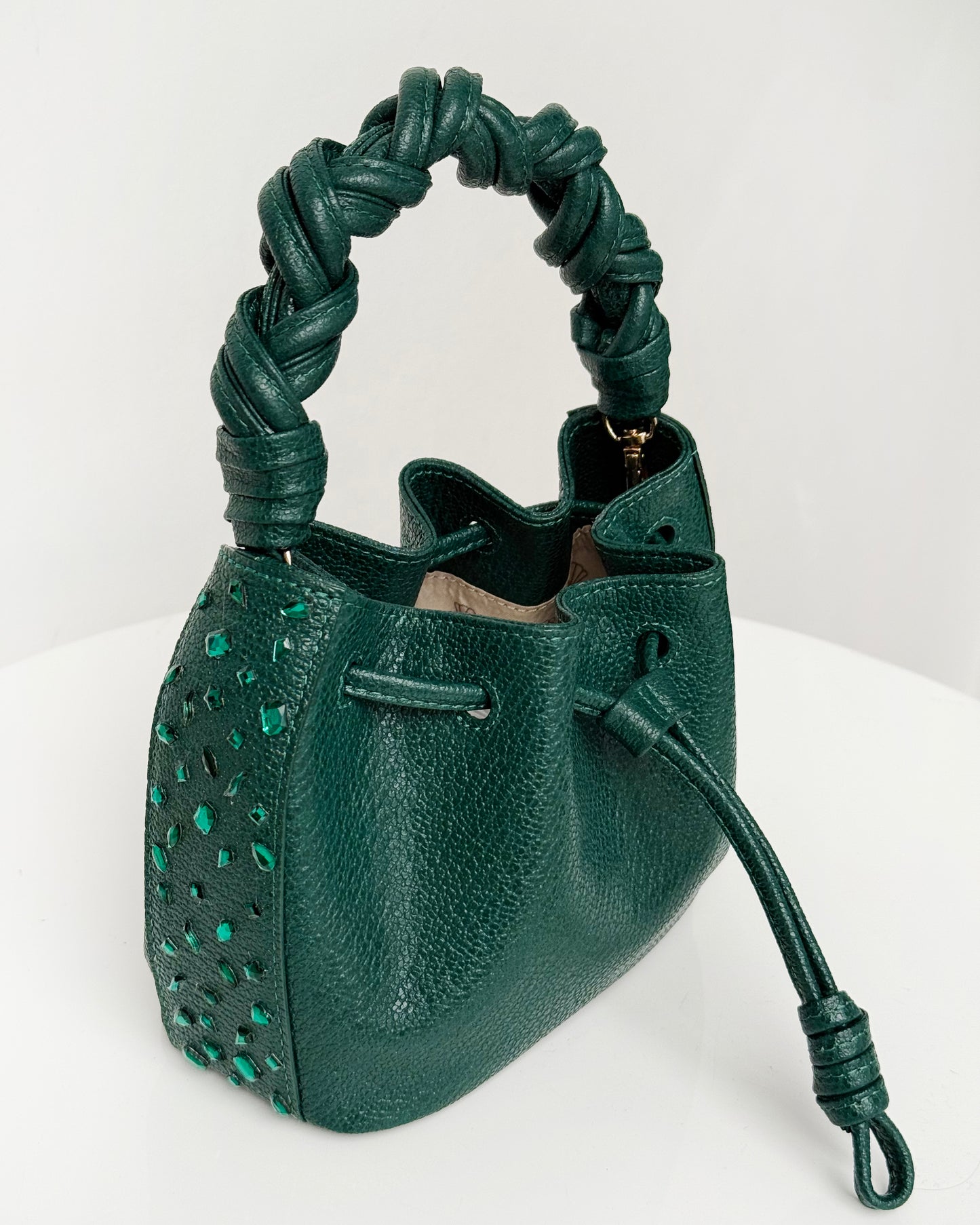 BUCKET IRIS RÁVENA VERDE