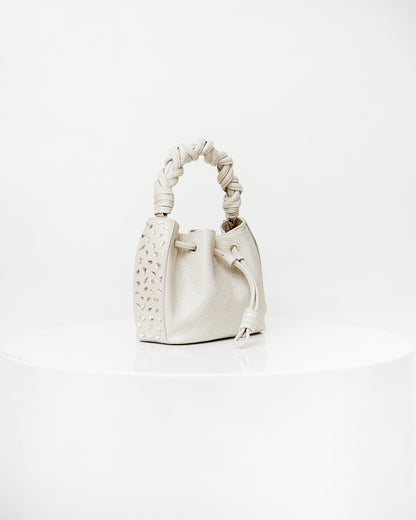 BUCKET IRIS RÁVENA MARFIL