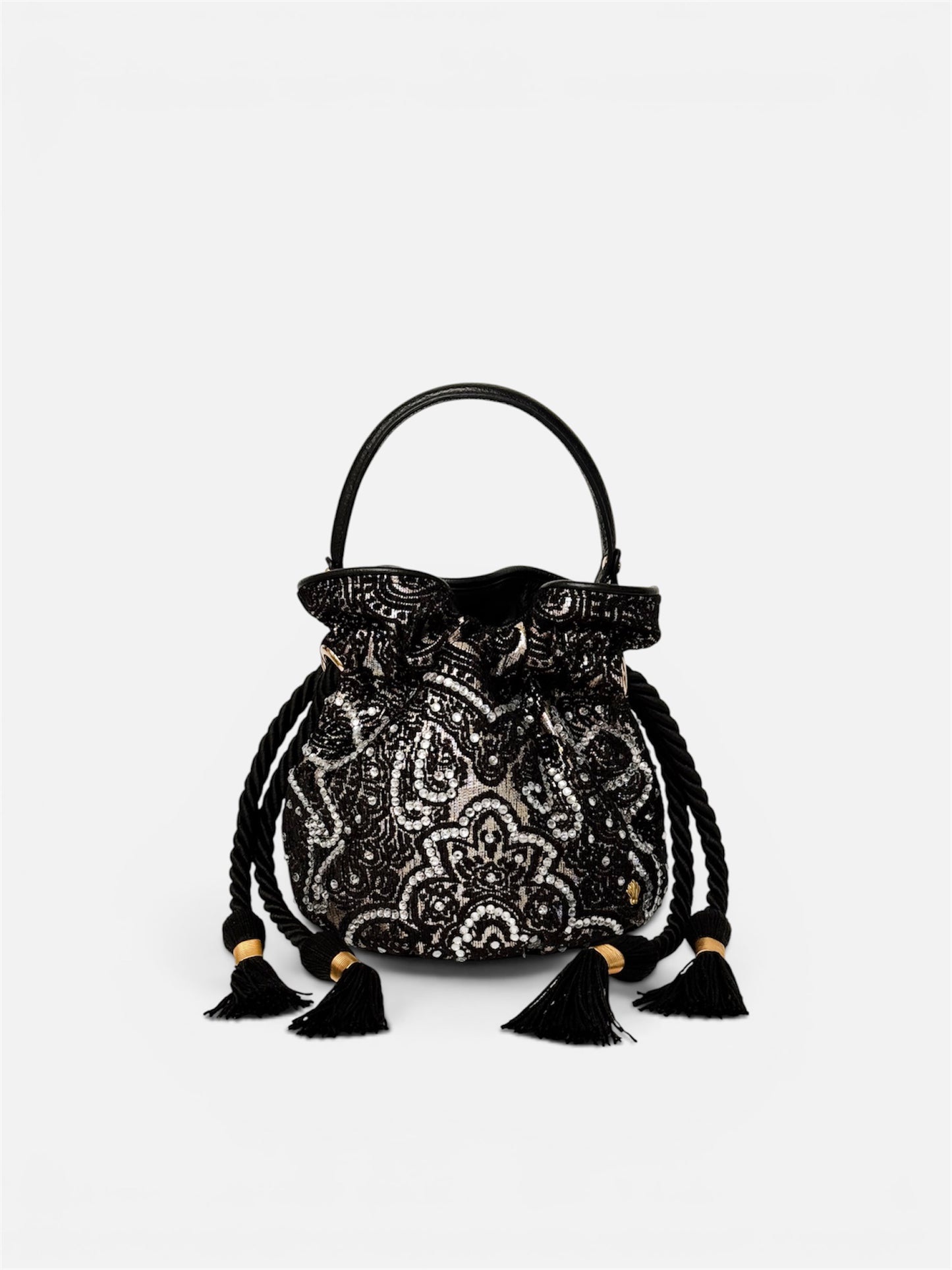 BOUCHER BUCKET BAG NEGRO PLATA