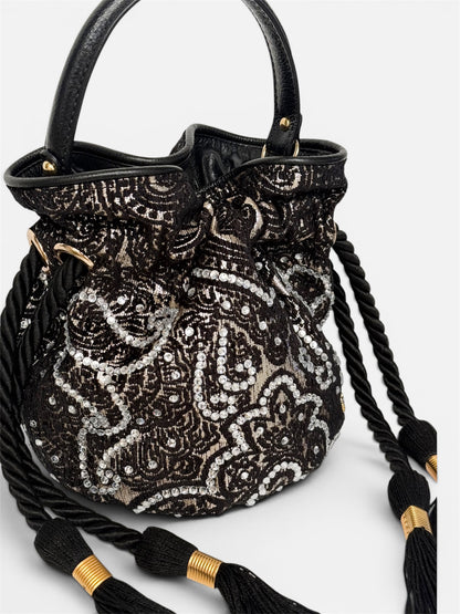 BOUCHER BUCKET BAG NEGRO PLATA